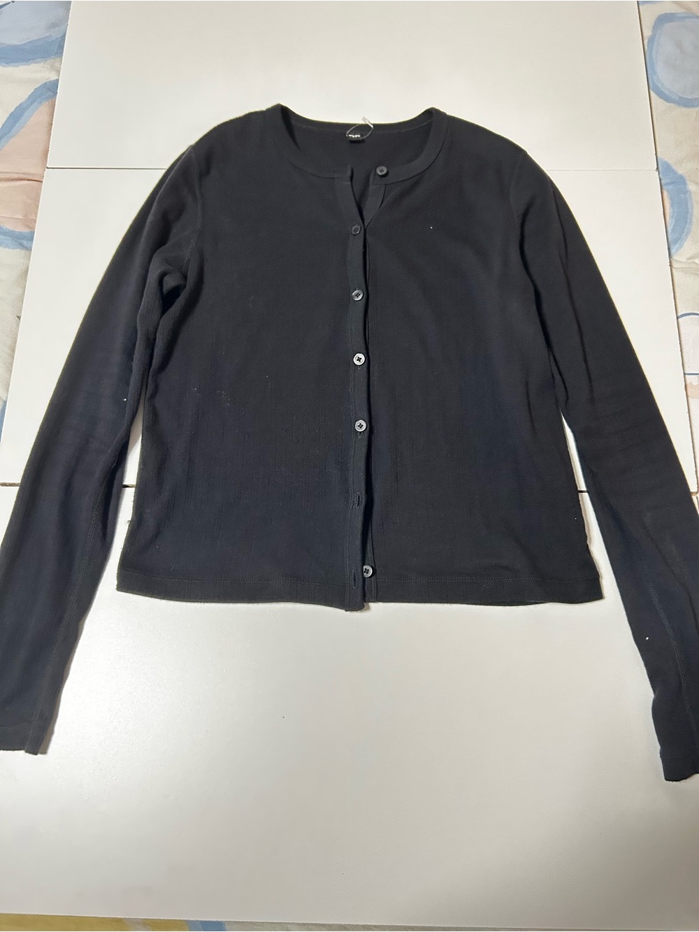 Black Women's Knit Button-Front Long Sleeve Top